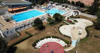 Piscine, toboggan Saint-Junien Piscine, toboggan Saint-Junien