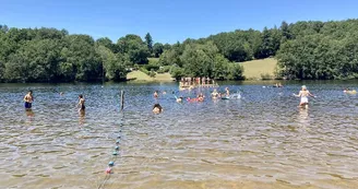 Plage du lac de Ste Hélène, à Bujaleuf_3 Plage du lac de Ste Hélène, à Bujaleuf_3