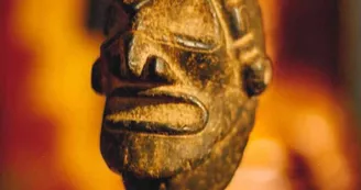 Tête de Pierre Arawak (Pré-Taïno) 1200 avant J.C - Musée des cultures du monde. Ville de LImoges 2 Tête de Pierre Arawak (Pré-Taïno) 1200 avant J.C - Musée des cultures du monde. Ville de LImoges 2