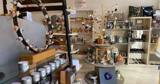boutique-createurs-rochechouart-poltourisme (4) boutique-createurs-rochechouart-poltourisme (4)