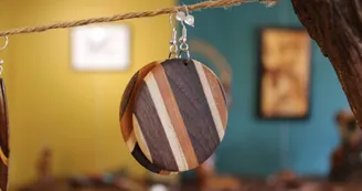 Boucles d'Oreilles - Mine de Bois Boucles d'Oreilles - Mine de Bois